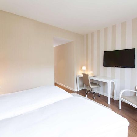 เอ็นเอช เจนีวา ซิตี้ Hotel ภายนอก รูปภาพ