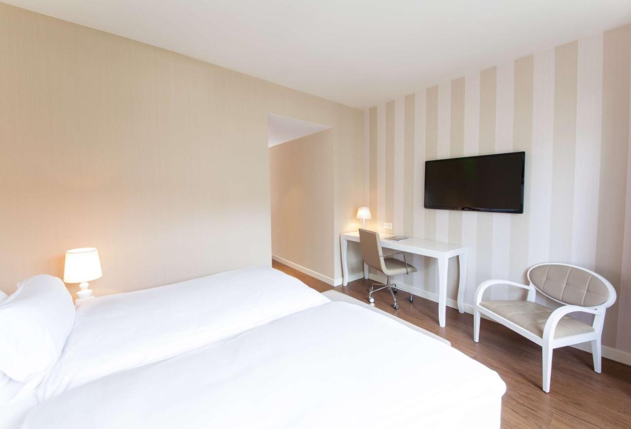 เอ็นเอช เจนีวา ซิตี้ Hotel ภายนอก รูปภาพ