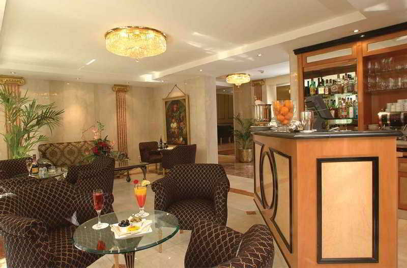 เอ็นเอช เจนีวา ซิตี้ Hotel ภายนอก รูปภาพ
