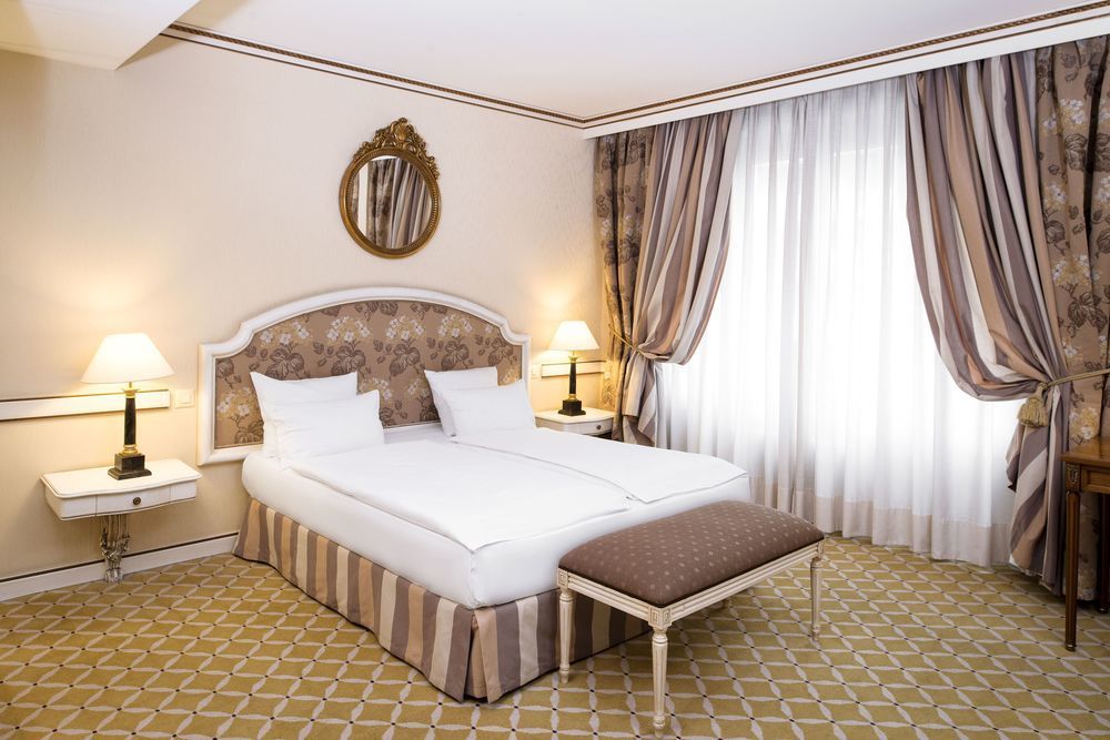 เอ็นเอช เจนีวา ซิตี้ Hotel ภายนอก รูปภาพ
